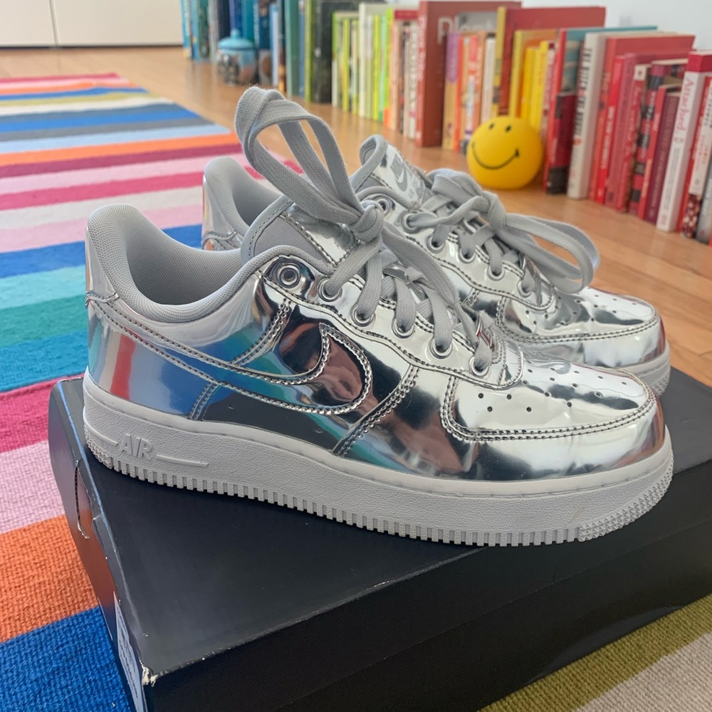 2019 women’s Air Force 1 SP - Liquid Metal- Chrome